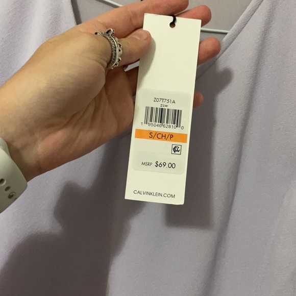 Light purple Calvin Klein blouse - Picture 2 of 2
